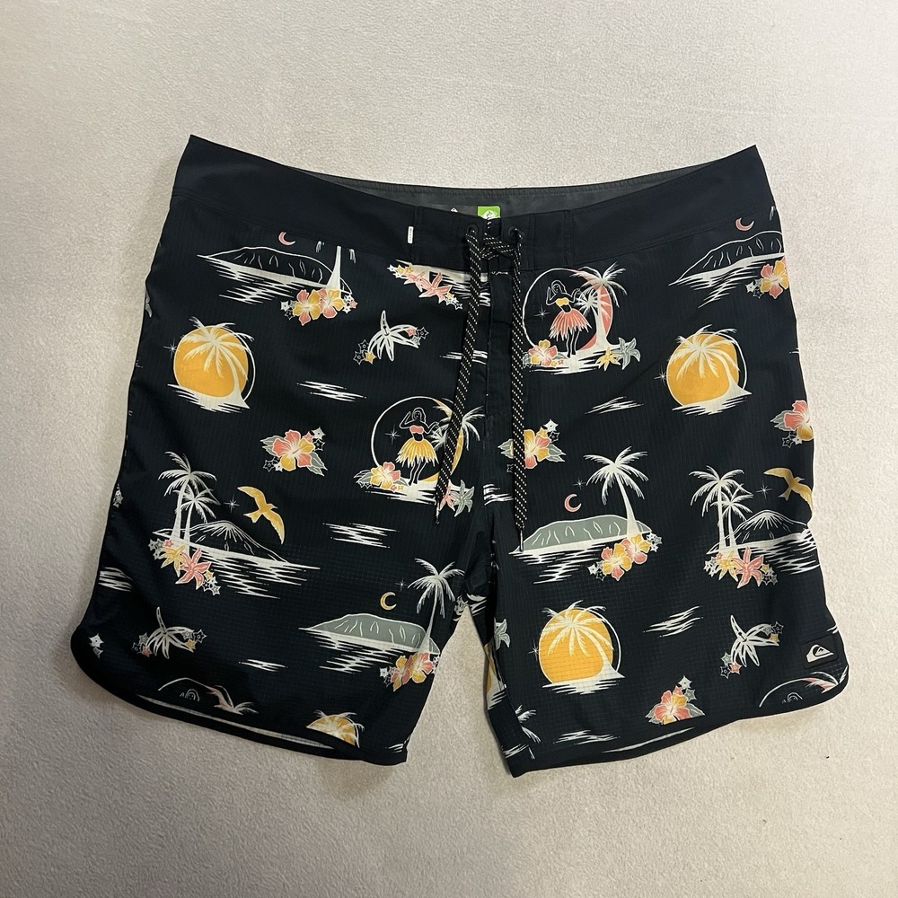 Quiksilver Highline DryFlight Boardshorts Men's 40 Tropical Floral Hula Girl
